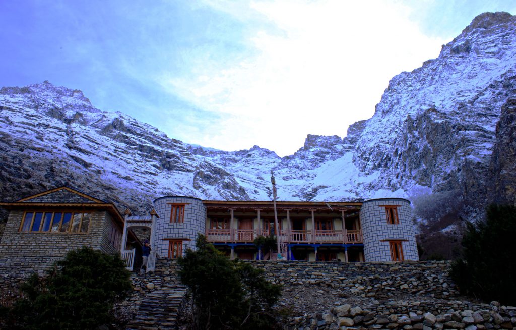 A lodge at Meta