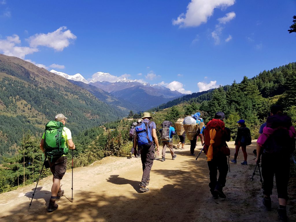 Staring the trek from Phaplu